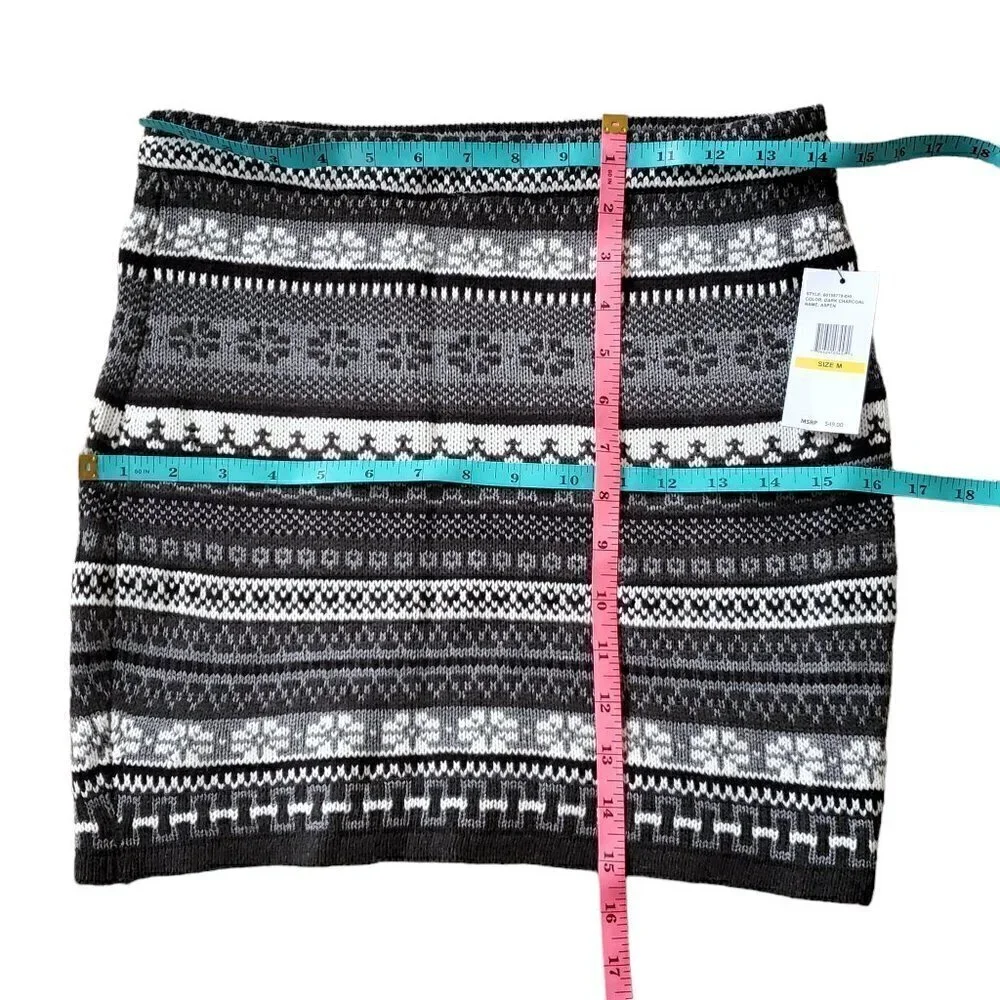 JESSICA SIMPSON SWEATER SKIRT SIZE MED